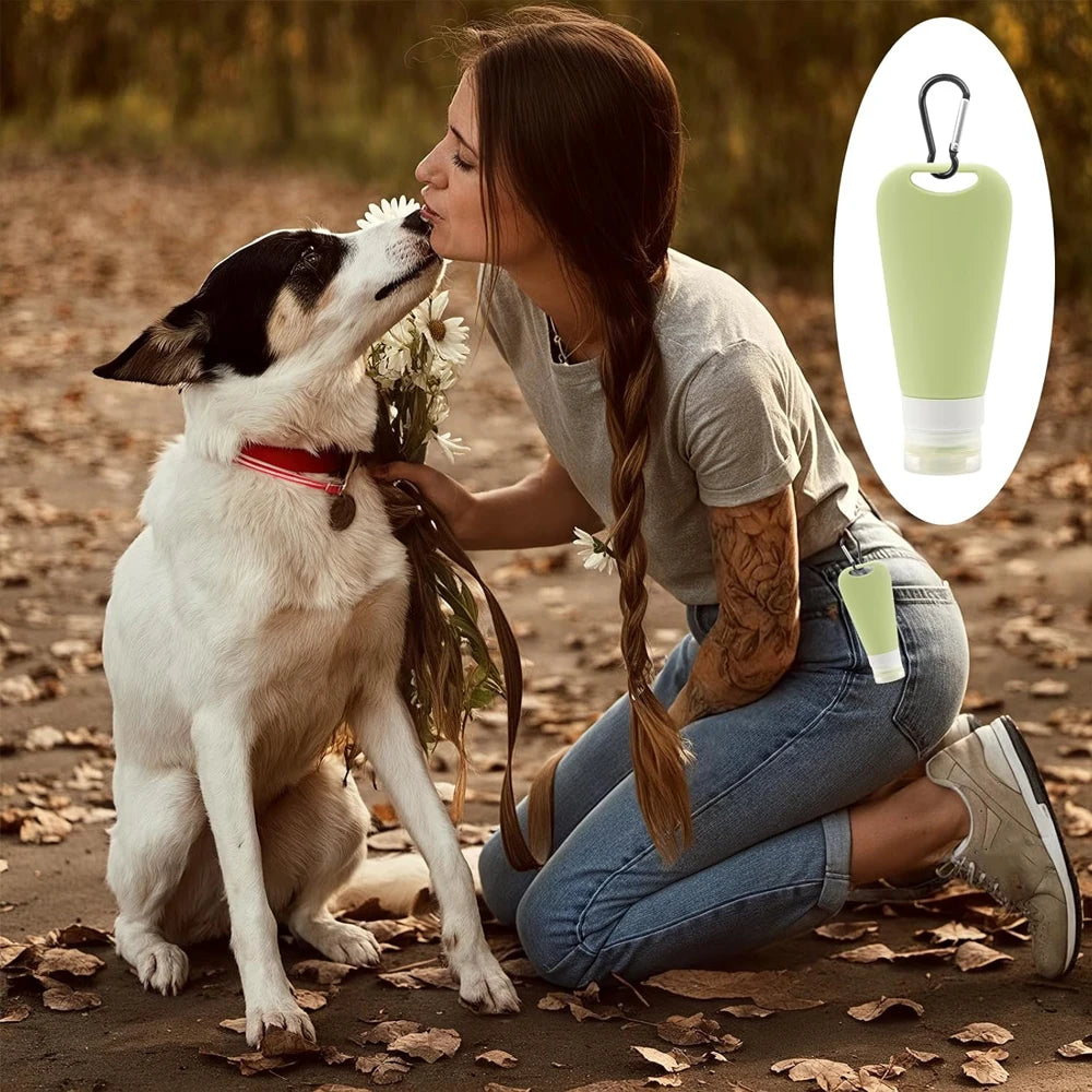 Pawzen™ Travel Squeeze Feeder